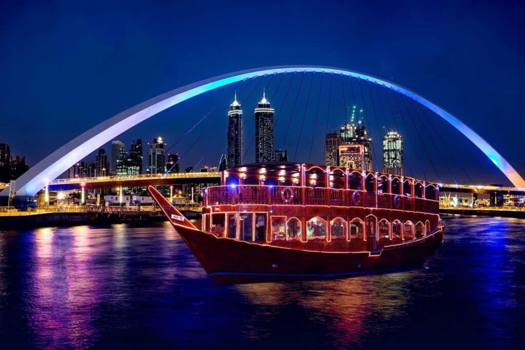 Dhow_Dinner_Cruise_Dubai-1500×1000